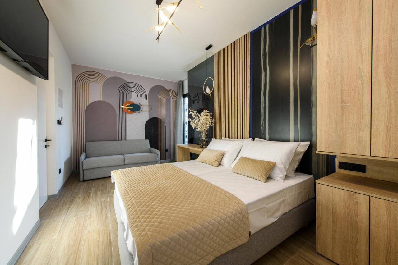 Via Mare Luxury Rooms Сплит Екстериор снимка