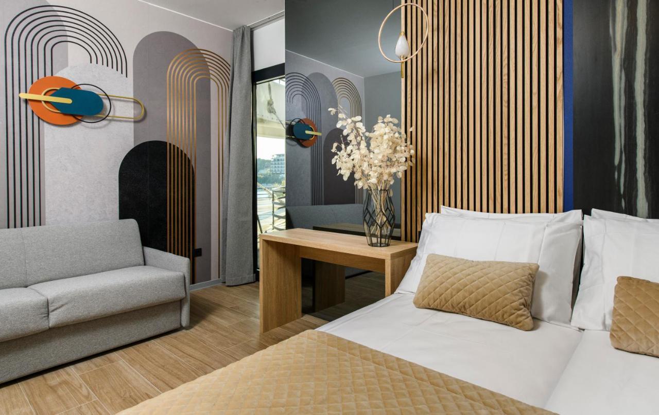 Via Mare Luxury Rooms Сплит Екстериор снимка